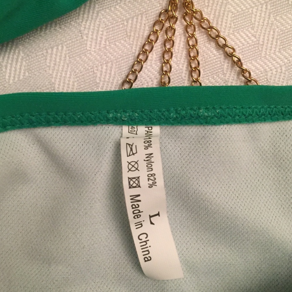 Green two-piece swimsuit - Picture 3 of 4